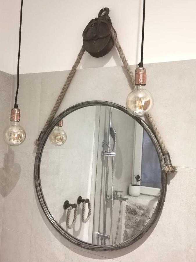 Отель House Bava Вис Экстерьер фото